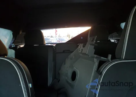 2024 Volvo Xc40 Recharge Plus z USA, uszkodzony, nr VIN YV4ER3XL7R2232557